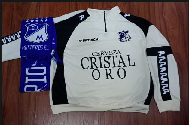 buso millonarios retro